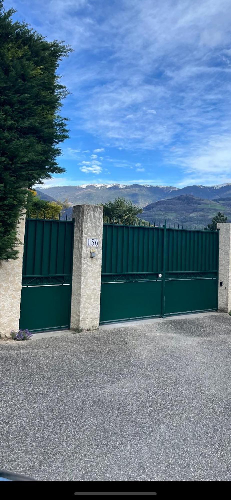 Logement Icare 5Km De Crolles, Soitec , St Lumbin Exterior foto